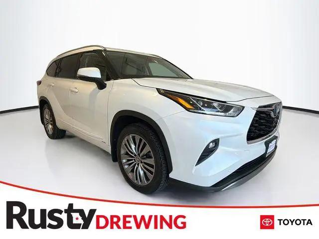 2022 Toyota Highlander Hybrid Platinum for sale in Jefferson City, MO