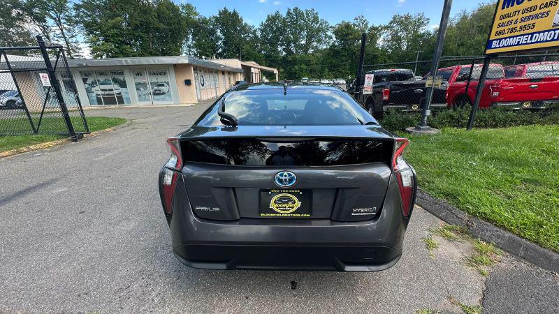 2017 Toyota Prius Three Touring