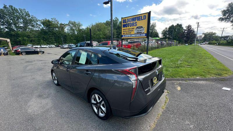 2017 Toyota Prius Three Touring