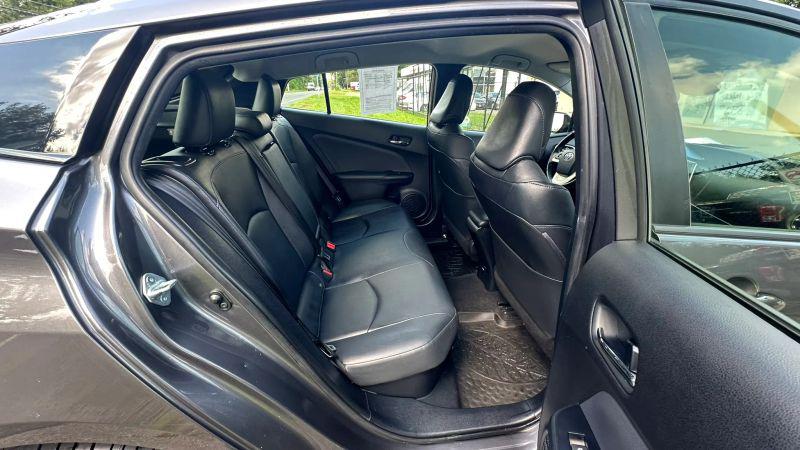 2017 Toyota Prius Three Touring