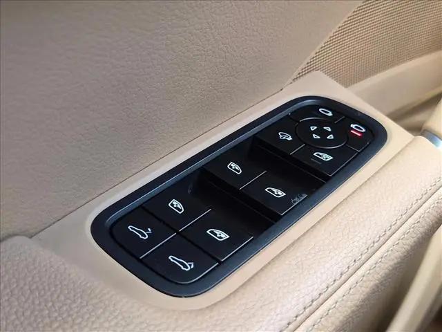 2023 Porsche Cayenne Cayenne