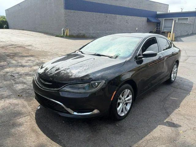 2016 Chrysler 200 Limited for sale in Roseville, MI