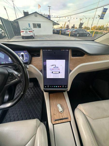 2018 Tesla Model X 75D