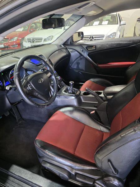 2012 Hyundai Genesis Coupe 3.8 R-Spec