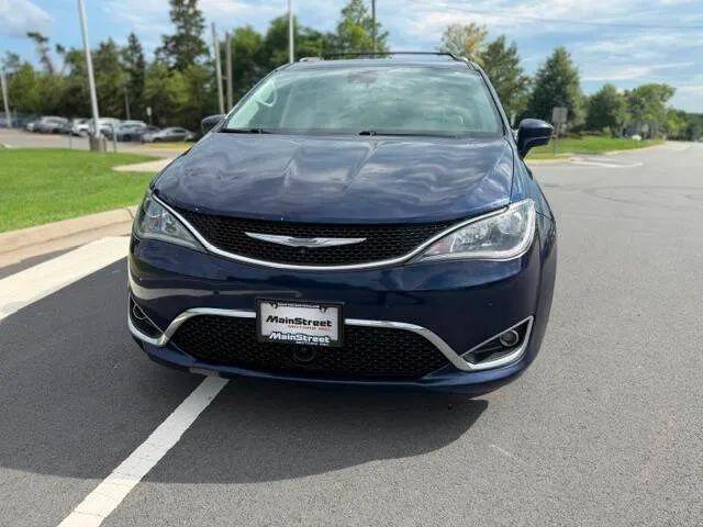 2017 Chrysler Pacifica Touring-L Plus