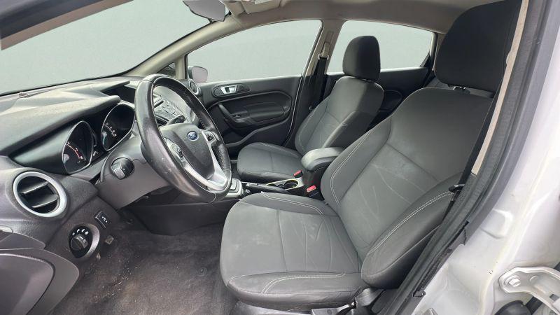 2015 Ford Fiesta SE