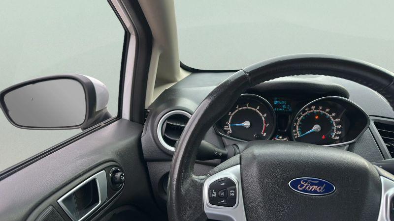 2015 Ford Fiesta SE