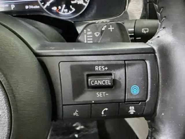 2024 Nissan Pathfinder SV FWD