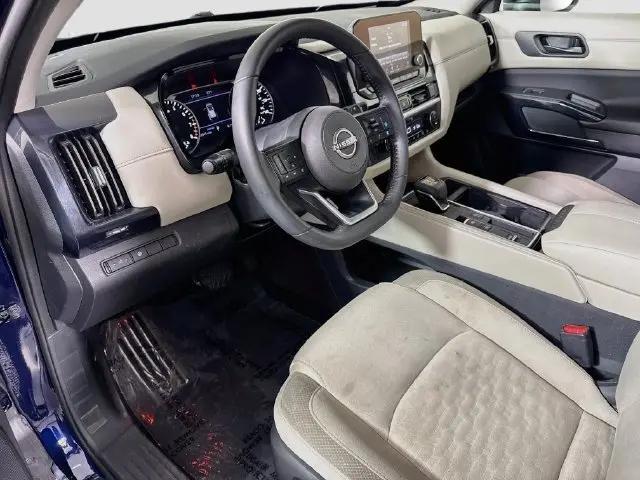 2024 Nissan Pathfinder SV FWD