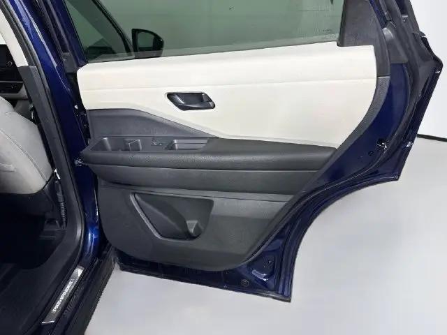 2024 Nissan Pathfinder SV FWD