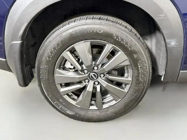 2024 Nissan Pathfinder SV FWD