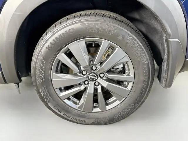 2024 Nissan Pathfinder SV FWD