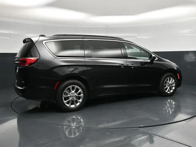 2022 Chrysler Pacifica Touring L AWD