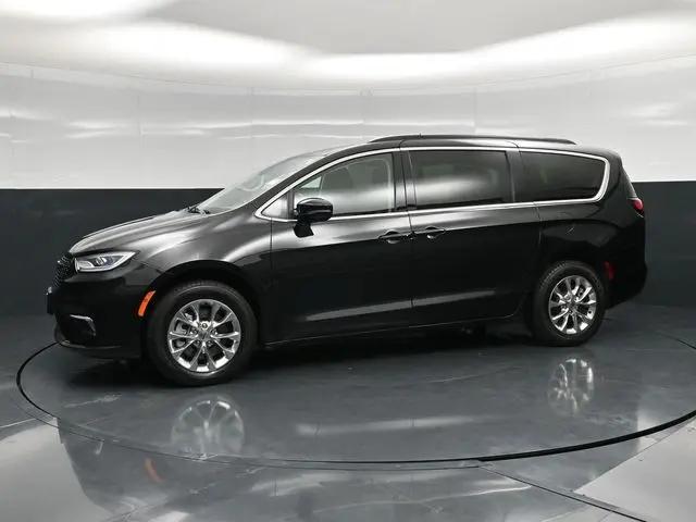 2022 Chrysler Pacifica Touring L AWD