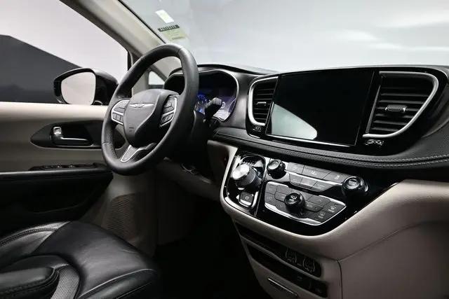 2022 Chrysler Pacifica Touring L AWD