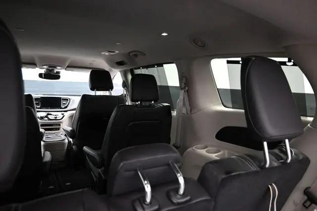 2022 Chrysler Pacifica Touring L AWD