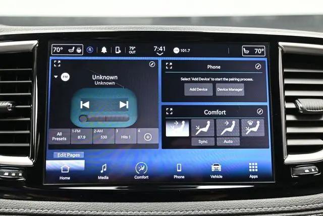 2022 Chrysler Pacifica Touring L AWD