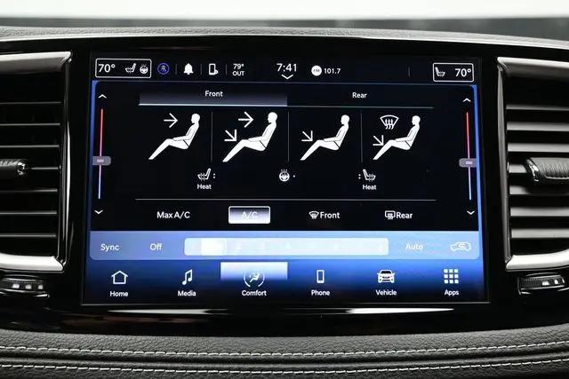 2022 Chrysler Pacifica Touring L AWD
