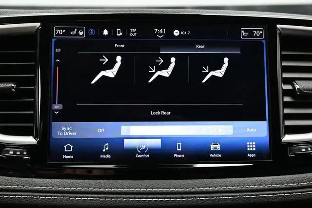 2022 Chrysler Pacifica Touring L AWD