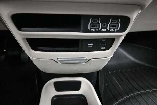 2022 Chrysler Pacifica Touring L AWD