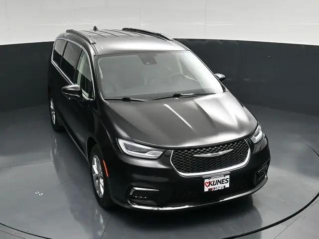 2022 Chrysler Pacifica Touring L AWD