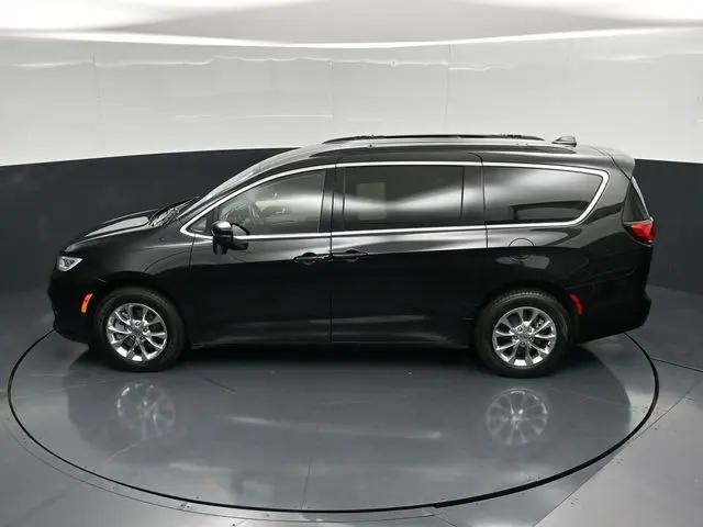 2022 Chrysler Pacifica Touring L AWD