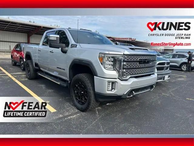 2020 GMC Sierra 2500HD 4WD Crew Cab Standard Bed Denali for sale in Sterling, IL