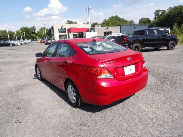 2012 Hyundai Accent GLS