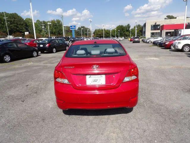 2012 Hyundai Accent GLS