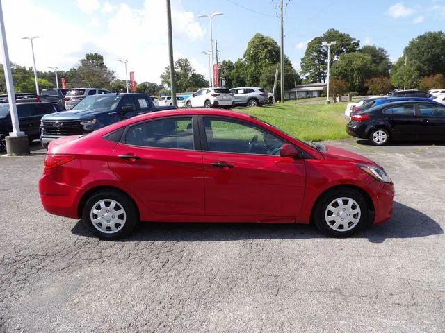 2012 Hyundai Accent GLS