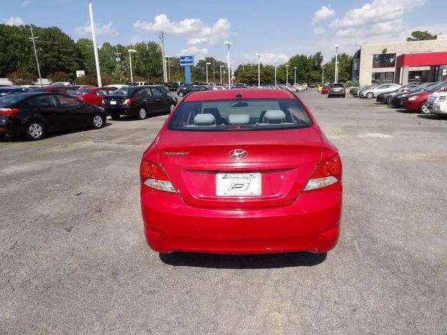 2012 Hyundai Accent GLS