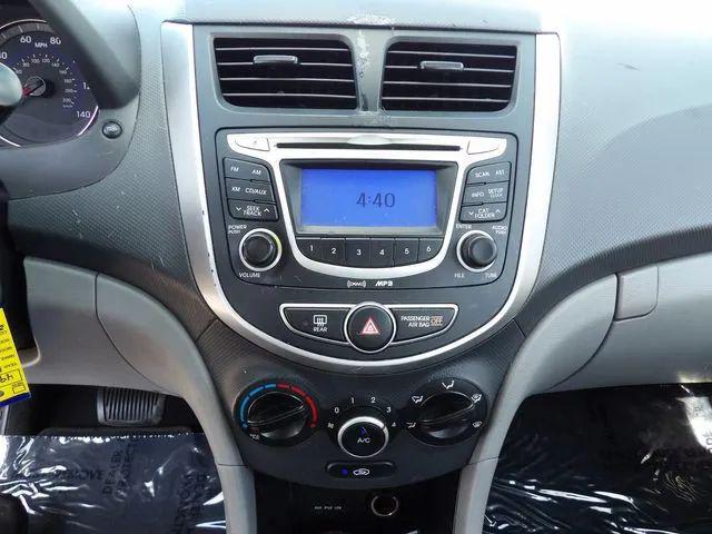 2012 Hyundai Accent GLS