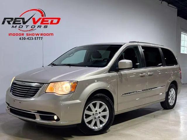2013 Chrysler Town & Country Touring for sale in Addison, IL