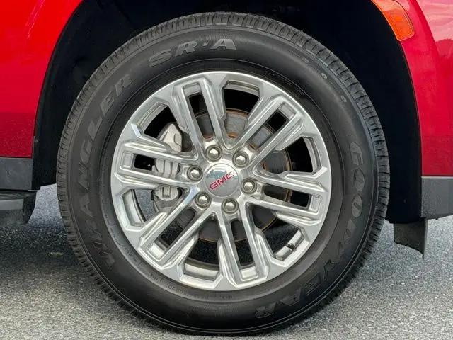 2023 GMC Yukon 4WD SLT
