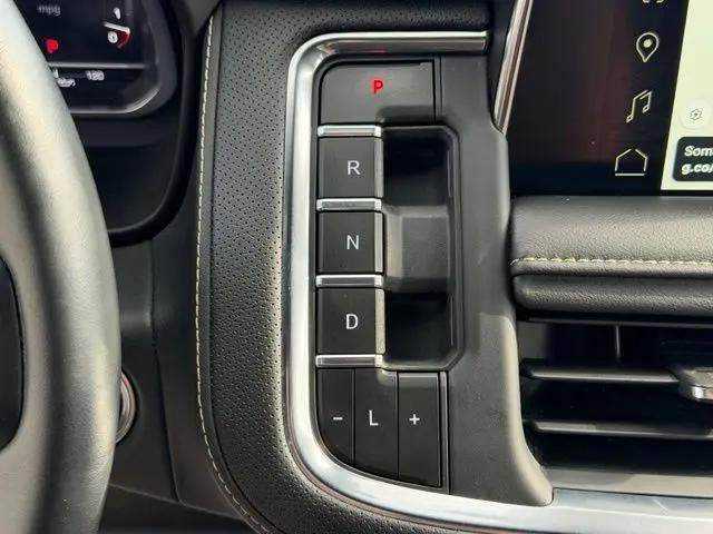2023 GMC Yukon 4WD SLT
