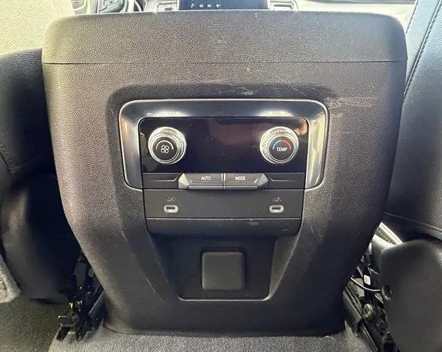 2023 GMC Yukon 4WD SLT