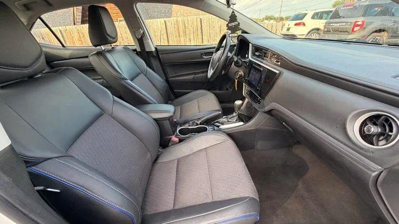 2019 Toyota Corolla SE