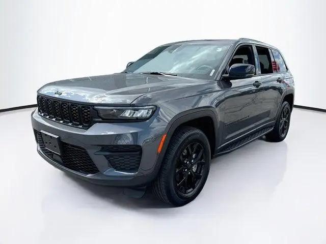 2025 Jeep Grand Cherokee Altitude X 4x4 for sale in Albany, NY