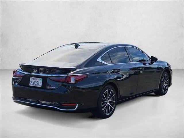 2025 Lexus ES 300h ES 300h