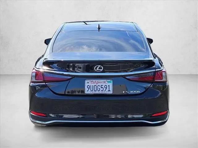 2025 Lexus ES 300h ES 300h