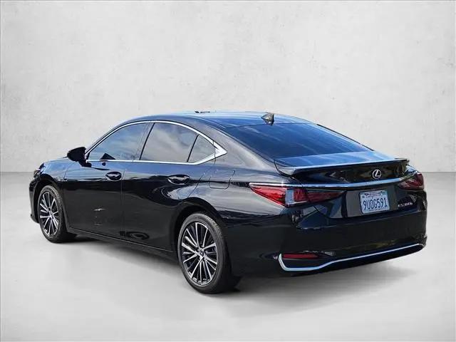 2025 Lexus ES 300h ES 300h