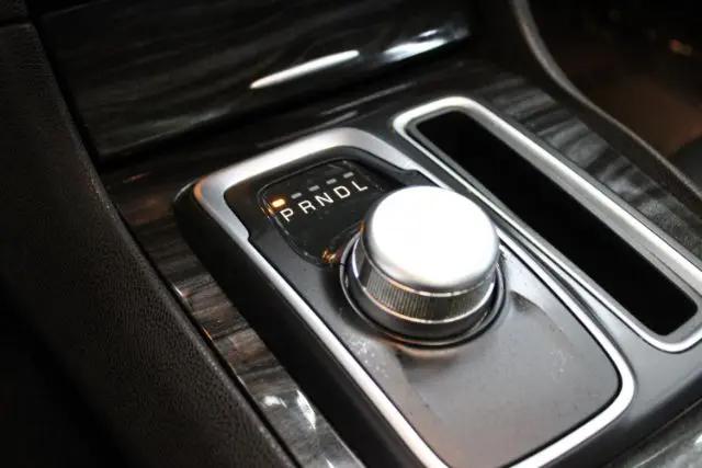 2016 Chrysler 300 Limited