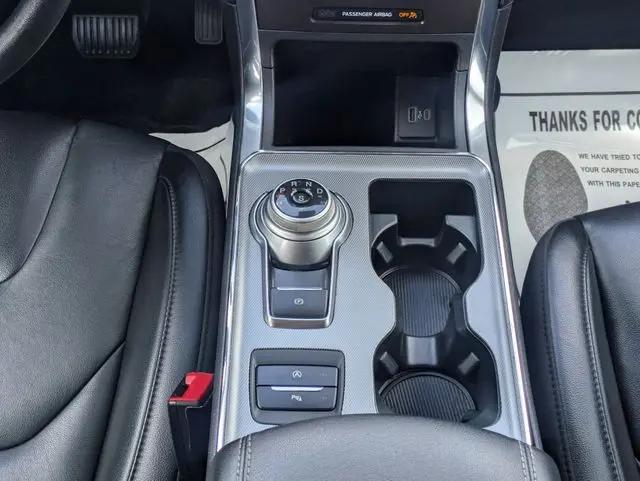 2021 Ford Edge Titanium