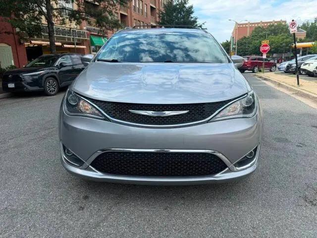 2020 Chrysler Pacifica Touring L