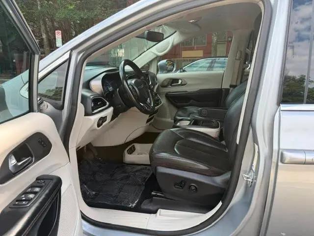 2020 Chrysler Pacifica Touring L