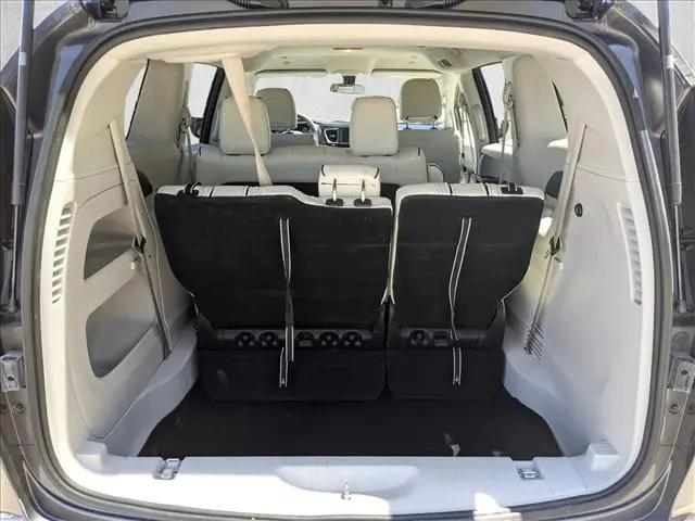 2018 Chrysler Pacifica L