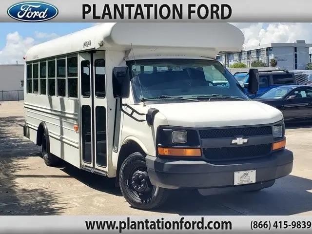 2005 Chevrolet Express Cutaway Base w/C7A for sale in Plantation, FL