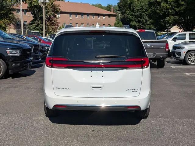 2022 Chrysler Pacifica Limited