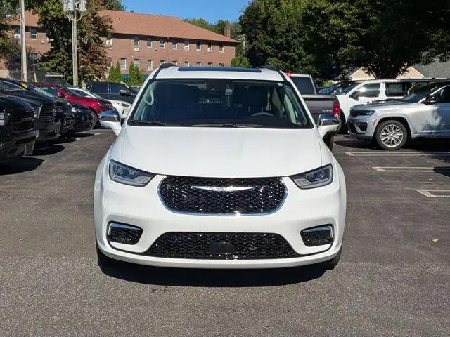 2022 Chrysler Pacifica Limited