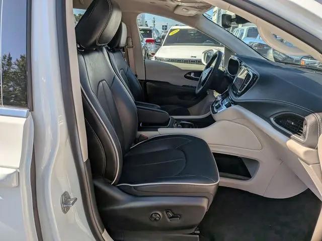 2022 Chrysler Pacifica Limited